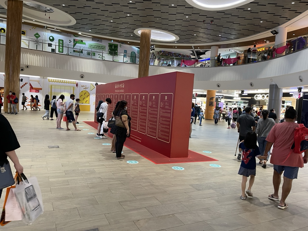 Large foyer inside Waterway Point in Punggol.