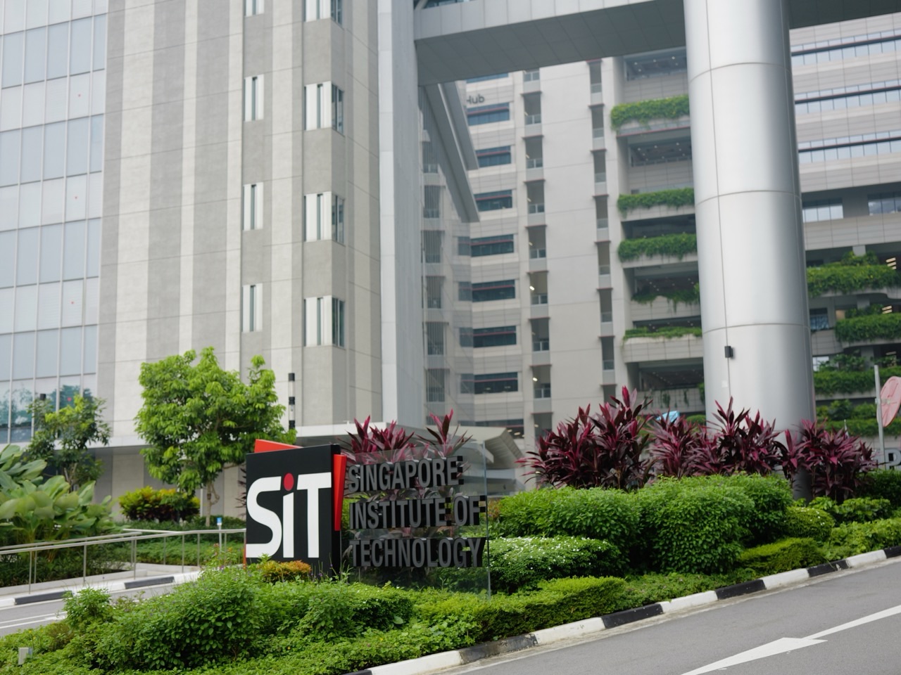 Exterior view of Singapore Institute of Technology's Punggol Campus.
